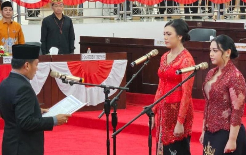Dua anggota PAW DPRD Mura dari fraksi PDIP resmi dilantik, Selasa (29/04/2025)