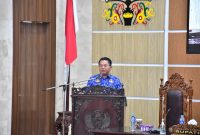Bupati Kapuas HM Wiyatno saat memberikan sambutan pada Rapat Paripurna DPRD Kabupaten Kapuas, yang berlangsung di Ruang Rapat Paripurna DPRD Kapuas, Kamis (17/04/2025).