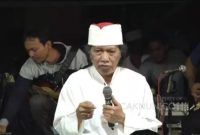 Emha Ainun Nadjib atau yang akrab dipanggil Cak Nun. [Youtube/Caknun.com]