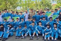 Bupati Tanah Laut (Tala), H Rahmat Trianto, secara resmi melepas 159 atlet setempat untuk mengikuti Pekan Olahraga Pelajar Daerah (Popda) Kalimantan Selatan (Kalsel) 2025. Foto: Istimewa