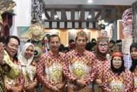 Pemerintah Kabupaten (Pemkab) Barito Utara (Barut), melalui Dinas Perdagangan dan Perindustrian turut ambil bagian dalam Kalteng Expo 2025 yang digelar di Stadion Tuah Pahoe, Kota Palangka Raya. Foto: Diskominfosandi Barut