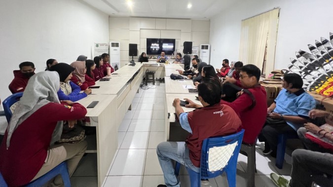 Dinas Sosial Kabupaten Kapuas bekerja sama dengan Badan Pusat Statistik (BPS) Kabupaten Kapuas menyelenggarakan pelatihan ground check Data Terpadu Sosial Ekonomi Nasional (DTSEN) bagi para pendamping Program Keluarga Harapan (PKH), Jumat (28/2/2025) bertempat di Aula Dinas Sosial Kapuas, Jalan Patih Rumbih, Kuala Kapuas. Foto.Firmansyah/1tulah.com