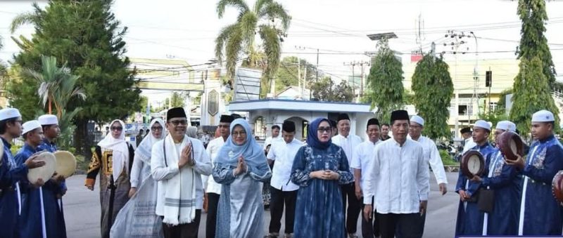 Pemkab Barito Utara (Barut) menggelar Salat Hajat dan ramah tamah, dalam rangka menyambut Pj Bupati Barut, Indra Gunawan, yang baru dilantik oleh Gubernur Kalteng, pada 29 Mei 2025, di Istana Isen Mulang, Palangka Raya. Foto: Diskominfosandi Barut 