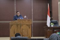 Wakil Bupati (Wabup) Tanah Laut (Tala), H Muhammad Zazuli, menyampaikan Rancangan Peraturan Daerah (Raperda) tentang Perubahan APBD Tahun Anggaran 2025 beserta Nota Keuangannya dalam rapat paripurna DPRD di Gedung DPRD Tala pada Selasa, 24 Juni 2025. Foto: MC Tala