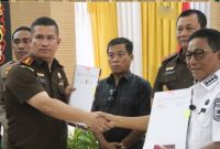 Pemkab Murung Raya dan Kejari Teken MoU Demi Pemerintahan Bersih