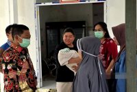 Bupati Heriyus dalam kunjungan kerja dengan menyambangi UPTD RSUD Puruk Cahu, Kamis (12/6/2025).