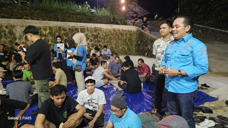 Wabup Mura Rahmanto muhidin saat melaihat langsung lomba domino yang dilaksanakan KNPI Mura 