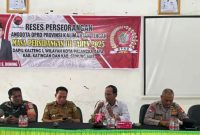 Ketua DPRD Kalteng Arton S DOhong saat reses di Kecamatan Bukit Batu, belum lama ini. Foto:Istimewa