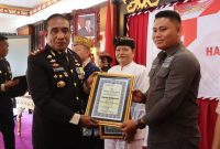 Hari Bhayangkara Ke-79, PWI Murung Raya Terima Penghargaan Dari Kapolres 