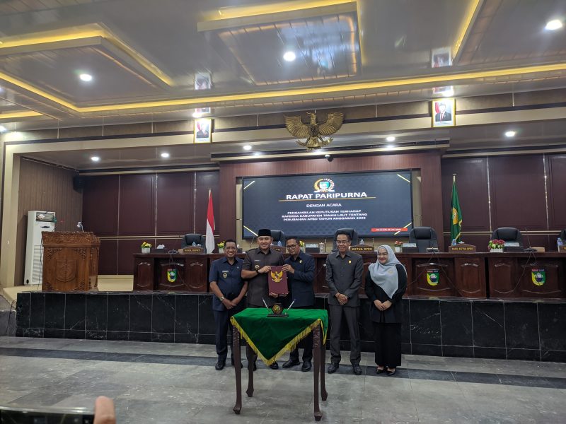 Rapat Paripurna dengan agenda Pengambilan Keputusan Terhadap Raperda Kabupaten Tanah Laut (Tala) Tentang Perubahan APBD Tahun Anggaran 2025 telah dilaksanakan pada Selasa, 8 Juli 2025. Foto: M Lutfi Ashidiqi/1tulah.com