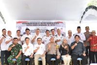 Pj Bupati Barito Utara (Barut), Kalteng, Indra Gunawan beserta jajaran, melanjutkan rangkaian kunjungan kerja hari ketiga, dengan meninjau langsung kesiapan pelaksanaan pemungutan suara ulang (PSU) Pilkada Barut 2024 di Kecamatan Teweh Selatan dan Teweh Baru, Rabu, 16 Juli 2025. Foto: Diskominfosandi Barut