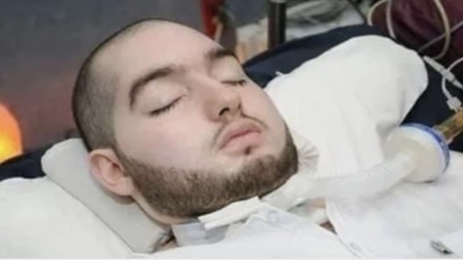 Sleeping Prince Arab, pangeran Al-Waleed bin Khalid Al-Saud (Ist)