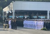Presiden Prabowo Subianto meminta para perwira TNI-Polri yang baru saja dilantik untuk benar-benar memegang sumpah. (Suara.com/Novian)