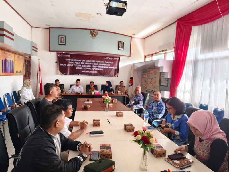 KPU Barito Utara saat menggelar rapat koordinasi, Kamis(3/7/25). Foto.Deni/1tulah.com