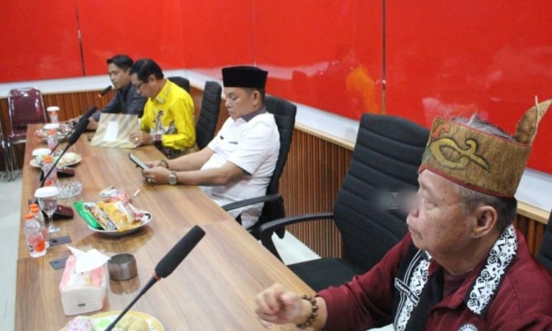 Pemkab Mjura Rakor Tim Terpadu Penanganan Konflik Sosial (PKS), Jumat (4/7/2025), di Aula Kantor Kesbangpol Mura, Jumat (4/07/2025)