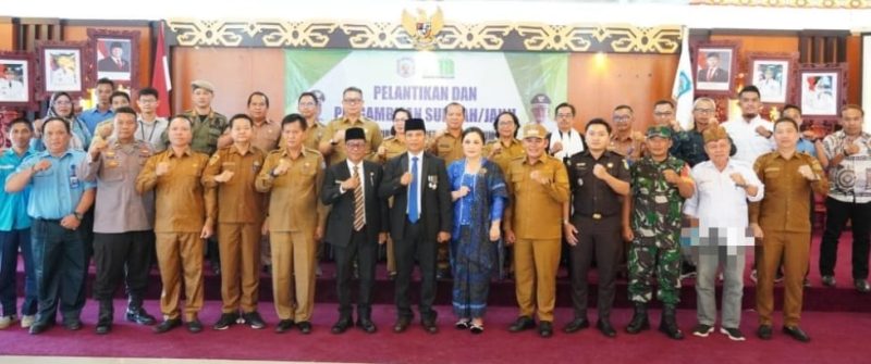 Bupati Heriyus Lantik Direktur Perumda Danum Pomolum Murung Raya