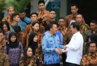 lustrasi pengangkatan atlet menjadi PNS - Berapa gaji PNS? (Setkab.go.id)