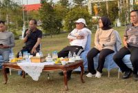 Ketua DPRD Kalteng Arton S Dohong (dua dari kiri) bersama Gubernur Kalteng H Agustiar Sabran, Wakil Ketua I DPRD Kalteng Riska Agustin, Wakil Ketua II DPRD Kalteng M Ansyari dan Plt Sekda Kalteng Leonard S Ampung di Istana Isen Mulang, Jumat (8/8/2025). Foto:Istimewa