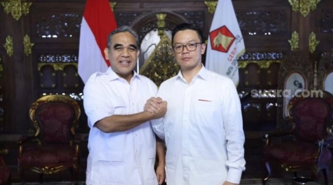 Partai Gerakan Indonesia Raya (Gerindra) secara resmi melakukan pergantian posisi Sekretaris Jenderal (Sekjen). Sugiono, yang saat ini menjabat sebagai Menteri Luar Negeri, ditunjuk sebagai Sekjen baru menggantikan Ahmad Muzani. (ist/ tangkap layar)