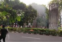 Aksi demo mahasiswa dan pelajar di depan Gedung DPR RI, Senayan, Jakarta, Kamis (28/8/2025) berujung ricuh. [Suara.com/Yasir]