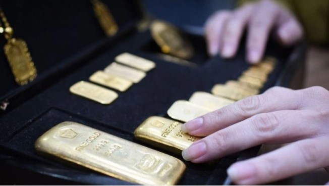 Harga emas di Pegadaian hari ini [ANTARA FOTO/Aditya Pradana Putra/foc/pri.]