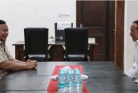 Presiden Prabowo menemui Jokowi beberapa waktu lalu. Keduanya tampak bercengkrama di kediaman Jokowi. (Instagram/prabowo)