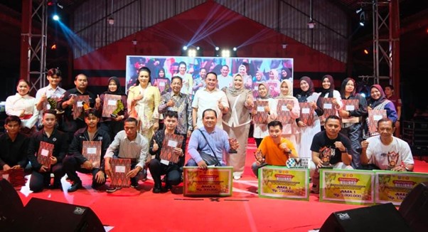 Bupati Heriyus Tutup Meriah Mura Vaganza HUT ke-80 RI