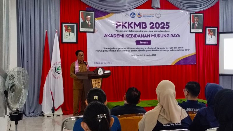 Bupati Heriyus Resmi Buka PKKMB Akbid Murung Raya Tahun 2025