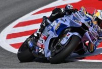 Duel kakak-adik, Marc Marquez dan Alex Marquez, menjadi sorotan utama di Sirkuit Catalunya, Sabtu (7/9/2025). [@motoupdate]
