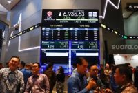 ndonesia kini menjadi pasar kripto terbesar kedua di Asia Pasifik. Foto: Tampilan layar saham PT Indokripto Koin Semesta Tbk usai Pencatatan Perdana Saham dengan kode COIN di Bursa Efek Indonesia, Jakarta, Rabu (9/7/2025). [Suara.com/Alfian Winanto]