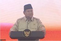 Presiden Prabowo Subianto mengecam keras para pejabat BUMN yang nekat membagi-bagikan bonus tahunan kepada diri sendiri, meski perusahaan merugi. Foto tangkapan layar.