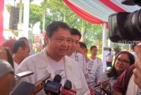 Menteri Koordinator Bidang Perekonomian, Airlangga Hartarto, mengatakan bahwa rencana ini telah dibahas dalam rapat terbatas (ratas) bersama Presiden Prabowo Subianto. Foto-Suara.com