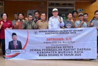 Anggota DPRD Kabupaten Murung Raya dari Fraksi Gerindra yang juga tergabung dalam Komisi III, Sutrisno, melaksanakan kegiatan reses perorangan di Desa Sumpoi, Kecamatan Murung, pada Senin (20/10/2025).