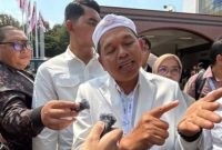 Gubernur Jawa Barat Dedi Mulyadi memberikan keterangan di Bandung. ANTARA/Ricky Prayoga
