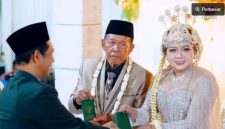 Pernikahan Sheila Arika (24) dan Tarman (74) yang viral di media sosial (TikTok/AV Media)