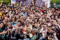 Gubernur Kalteng saat mengunjungi SMAN 1 Sampit (MMC Kalteng)