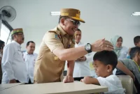Pemerintah Provinsi Kalimantan Tengah (Pemprov Kalteng) terus menunjukkan komitmen dalam mendukung program pendidikan nasional yang digagas Presiden Republik Indonesia Prabowo Subianto (MMC Kalteng)