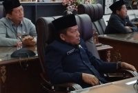 DPRD Barito Utara (Barut) menggelar rapat paripurna mendengarkan tanggapan pemerintah kabupaten, melalui Bupati Barut H Shalahuddin terhadap pandangan umum fraksi-fraksi mengenai Rancangan Peraturan Daerah (Raperda) tentang Anggaran Pendapatan dan Belanja Daerah (APBD) Tahun Anggaran 2026. Foto: Aprie/1tulah.com