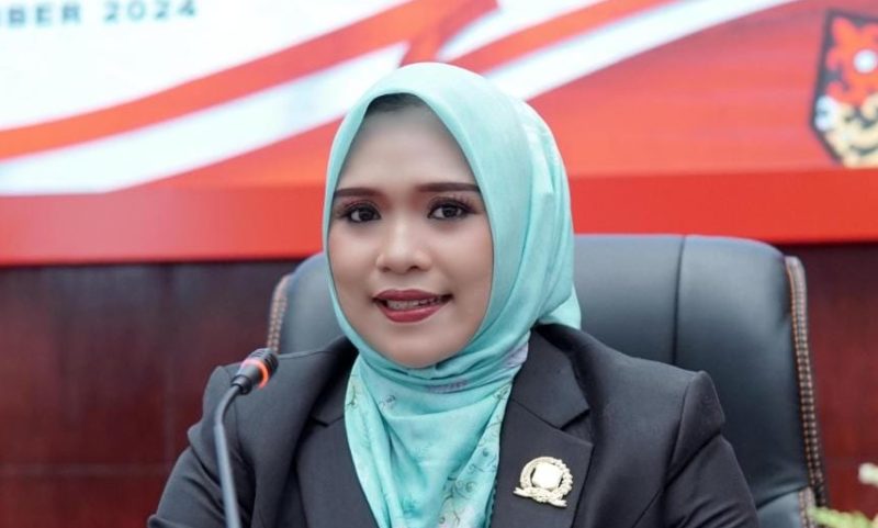 Dina Maulidah