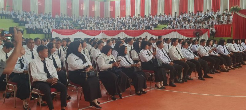 wajah sumringah 1.313 PPPK paruh waktu Murung Raya usai terima SK