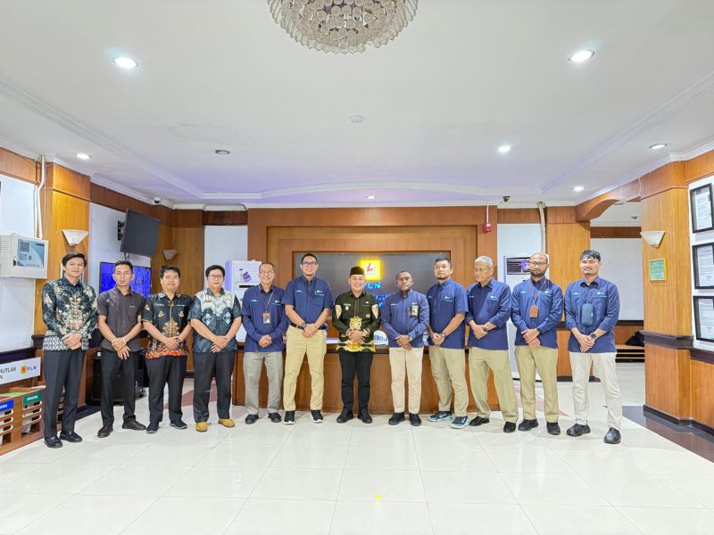 Wakil Bupati Murung Raya diterima langsung oleh General Manager PLN Kalselteng, bersama Kepala Cabang PLN Kapuas, Kepala Cabang PLN Banjarmasin, serta Kepala UP2K Kalimantan Tengah, Selasa (18/11/2025).