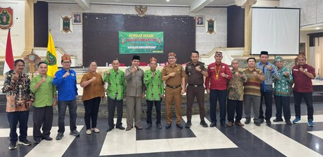 Foto bersama kegiatan seminar. Foto: 1tulah.com/zakirin