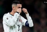 Buntut Panjang Kartu Merah Lawan Irlandia, Cristiano Ronaldo Dibebastugaskan [Instagram] 
