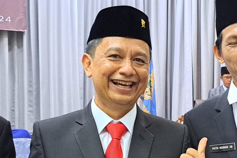 Anggota DPRD Barut, Taufik Nugraha mendorong. Foto: Istimewa