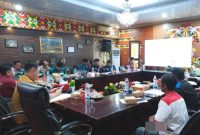 Rapat Dewan Pengupahan yang digelar di Aula A Sekretariat Daerah (Setda) Kabupaten Murung Raya, Senin (22/12/2025). (foto : 1tulah.com)