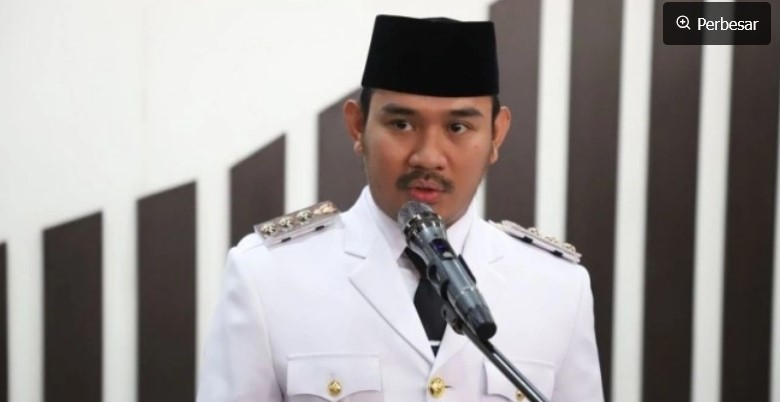 Bupati Bekasi Ade Kuswara Kunang ditangkap KPK. (ANTARA/Pradita Kurniawan Syah). 