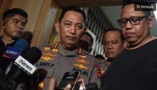 Kapolri Jenderal Pol Listyo Sigit Prabowo (tengah).[ANTARA FOTO/Indrianto Eko Suwarso/wpa] 