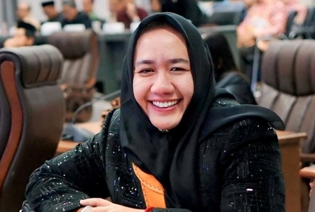 Anggota DPRD Kabupaten Barito Utara (Komisi III/Fraksi Aspirasi Rakyat), Rosi Wahyuni.(Dok : Suara Dayak.Com)