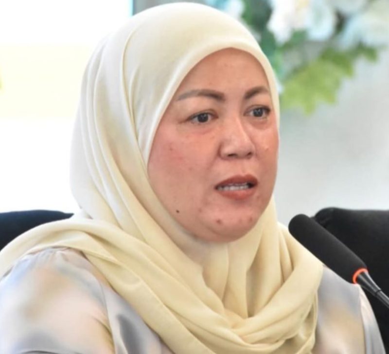 Wakil Ketua II DPRD Kabupaten Barito Utara (PDI-P) sekaligus Ketua Umum KONI Barito Utara, Henny Rosgiaty Rusli.(ISTIMEWA)