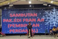 Pembina Persatuan Dayak Dusun Malang (PERDAMAL) juga anggota DPRD Kabupaten Barito Utara, Edi Fran Aji, menyampaikam sambutan sambutan pada perayaan Perdamal di Muara Teweh, Rabu (10/12/2025).(Foto : Ist)
